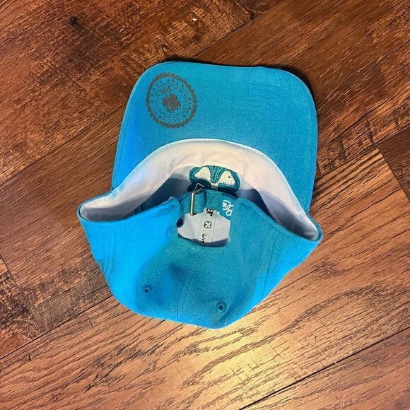 Black clover Turquoise Blue Golf Hat Adjustable - Picture 5 of 10